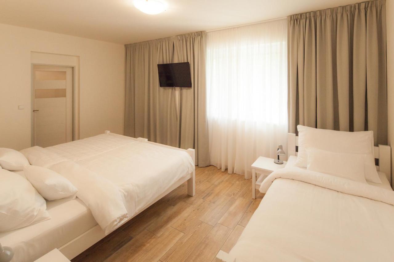 Golf Certovo Bremeno Hotell Jistebnice Exteriör bild