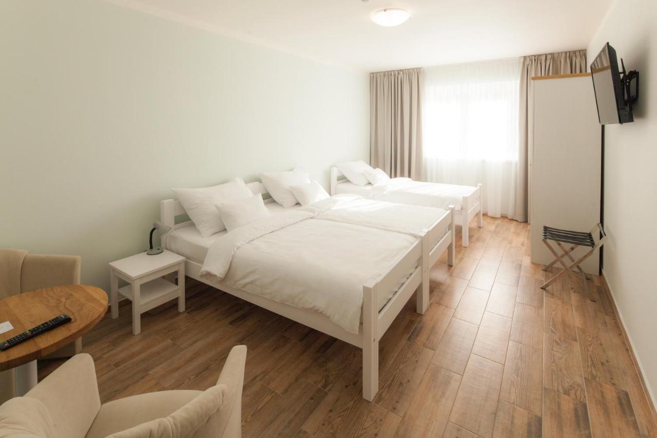 Golf Certovo Bremeno Hotell Jistebnice Exteriör bild
