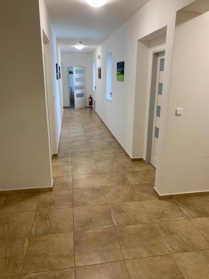 Golf Certovo Bremeno Hotell Jistebnice Exteriör bild