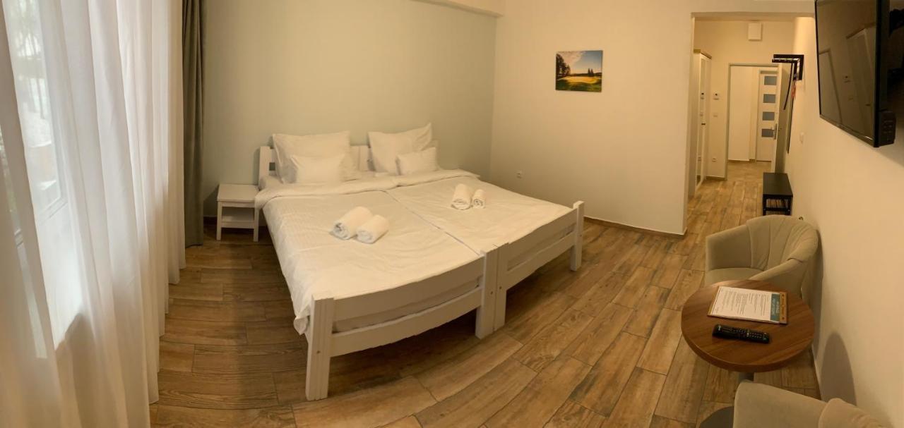 Golf Certovo Bremeno Hotell Jistebnice Exteriör bild