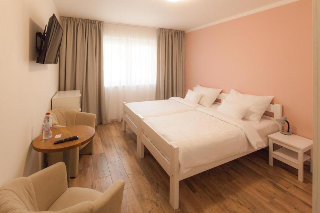 Golf Certovo Bremeno Hotell Jistebnice Exteriör bild